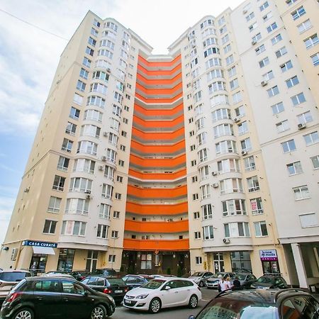 Apartament In Zona Centrala Si Parc Chisinau Exterior foto