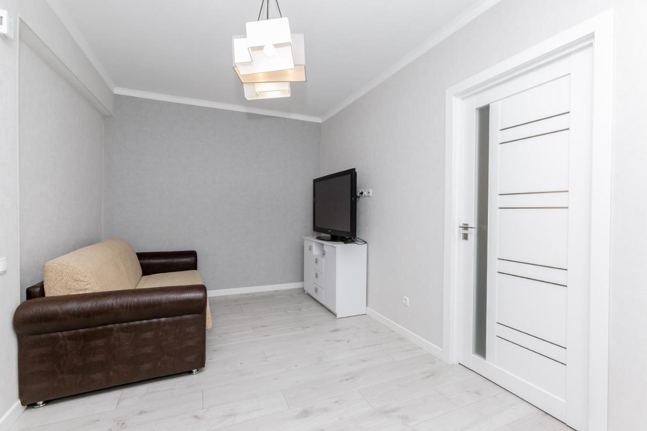 Apartament In Zona Centrala Si Parc Chisinau Exterior foto