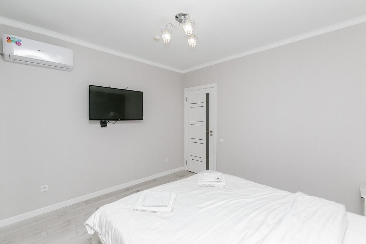 Apartament In Zona Centrala Si Parc Chisinau Exterior foto